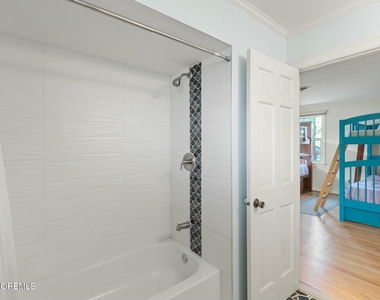 399 Golfview Drive - Photo Thumbnail 20