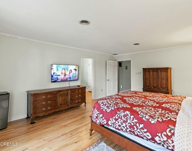 399 Golfview Drive - Photo Thumbnail 4