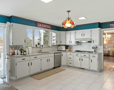 399 Golfview Drive - Photo Thumbnail 19