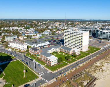220 Ocean Avenue - Photo Thumbnail 7