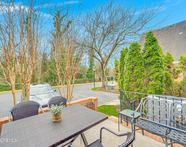 51 Wyckham Road - Photo Thumbnail 28