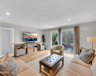 51 Wyckham Road - Photo Thumbnail 14