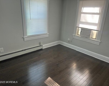 433 Lincoln Avenue - Photo Thumbnail 9