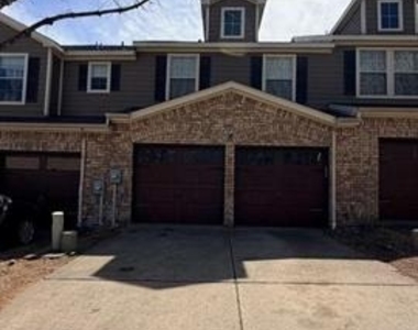 2205 Stoneleigh Place - Photo Thumbnail 26