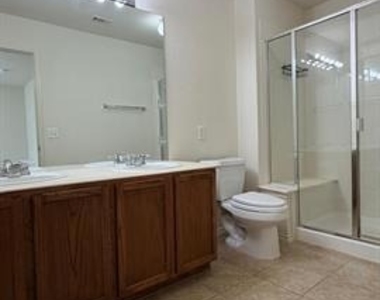2205 Stoneleigh Place - Photo Thumbnail 9