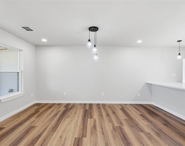 205 Lacewell Street - Photo Thumbnail 17