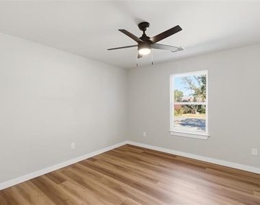 205 Lacewell Street - Photo Thumbnail 25