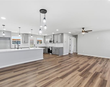 205 Lacewell Street - Photo Thumbnail 19