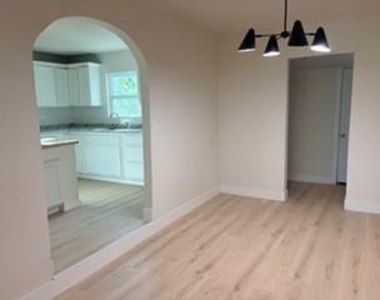 7305 Anderson Boulevard - Photo Thumbnail 6