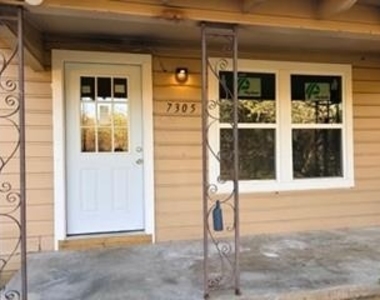 7305 Anderson Boulevard - Photo Thumbnail 17