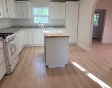 7305 Anderson Boulevard - Photo Thumbnail 3