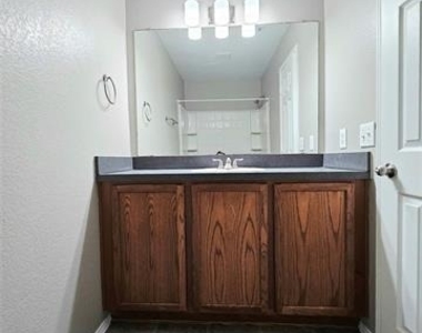 10736 Traymore Drive - Photo Thumbnail 22