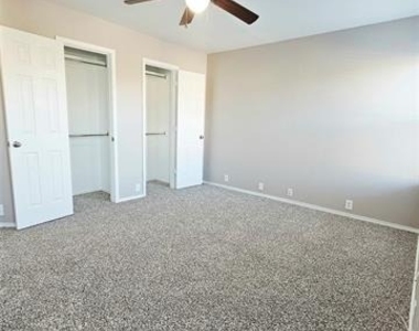 10736 Traymore Drive - Photo Thumbnail 21