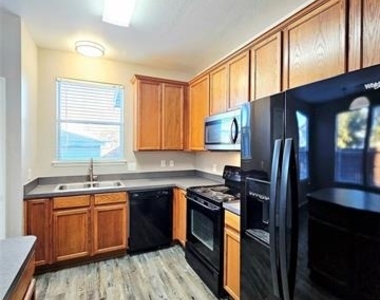 10736 Traymore Drive - Photo Thumbnail 9