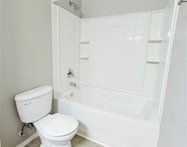 10736 Traymore Drive - Photo Thumbnail 23