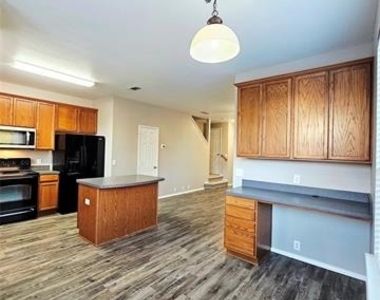 10736 Traymore Drive - Photo Thumbnail 10