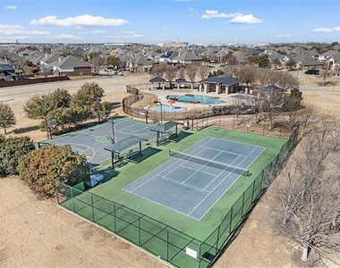 10736 Traymore Drive - Photo Thumbnail 30