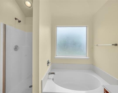 705 Loftin Street - Photo Thumbnail 19