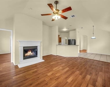 705 Loftin Street - Photo Thumbnail 6