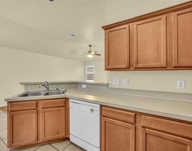 705 Loftin Street - Photo Thumbnail 15