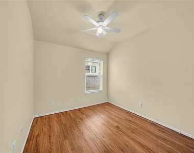 705 Loftin Street - Photo Thumbnail 26