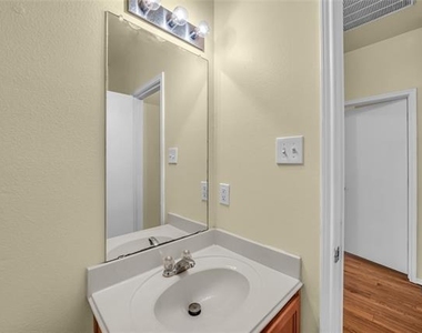 705 Loftin Street - Photo Thumbnail 23