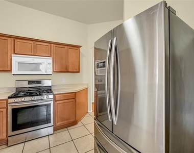705 Loftin Street - Photo Thumbnail 13