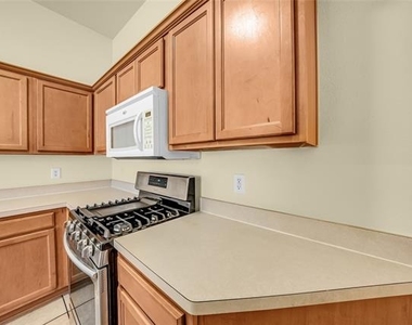705 Loftin Street - Photo Thumbnail 14