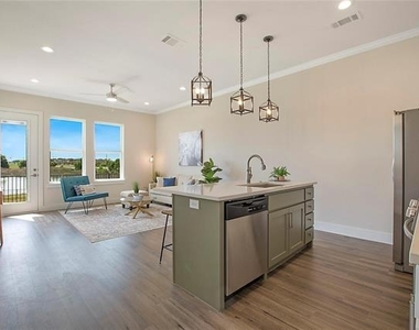 1319 W Main Street - Photo Thumbnail 2