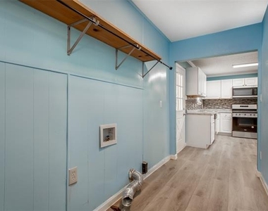 926 Powell Road - Photo Thumbnail 9