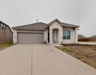423 Pepperbark Avenue - Photo Thumbnail 1
