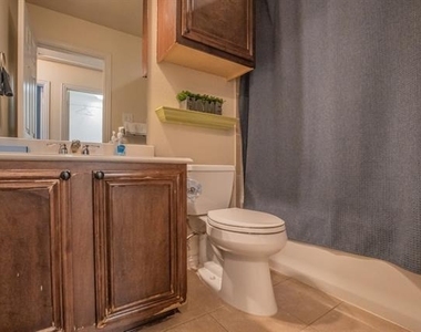 6801 Sandshell Boulevard - Photo Thumbnail 26