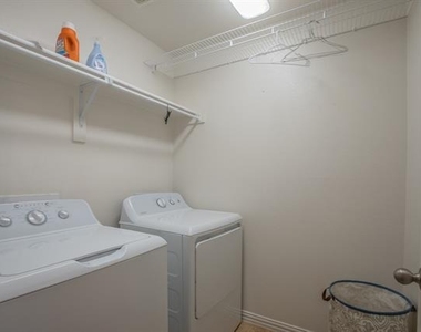 6801 Sandshell Boulevard - Photo Thumbnail 19
