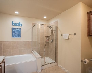 6801 Sandshell Boulevard - Photo Thumbnail 18