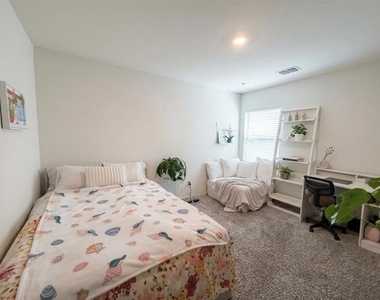 13604 Mineral Road - Photo Thumbnail 16