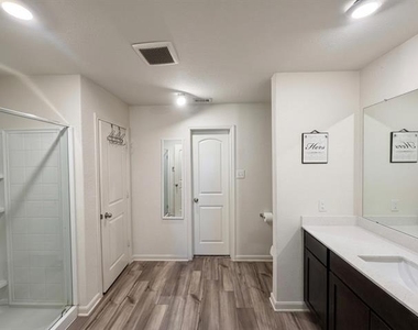 13604 Mineral Road - Photo Thumbnail 13