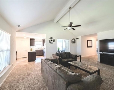 13604 Mineral Road - Photo Thumbnail 8