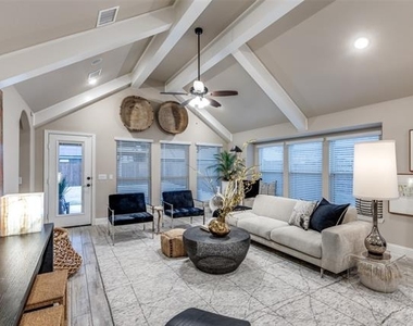 1605 George Lane - Photo Thumbnail 8