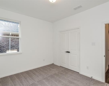 508 Virginia Way - Photo Thumbnail 14