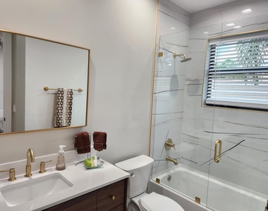 7928 Talavera Place - Photo Thumbnail 20
