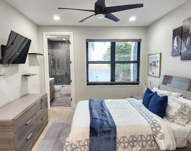 7928 Talavera Place - Photo Thumbnail 21