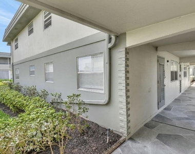 581 Monaco Boulevard - Photo Thumbnail 3