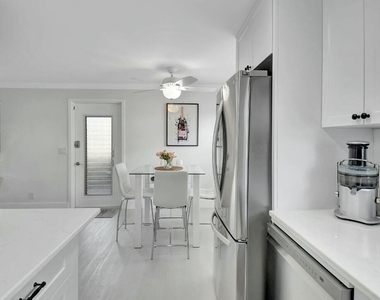 581 Monaco Boulevard - Photo Thumbnail 12