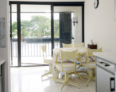2450 Presidential Way - Photo Thumbnail 16