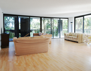2450 Presidential Way - Photo Thumbnail 6