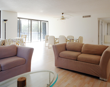 2450 Presidential Way - Photo Thumbnail 11