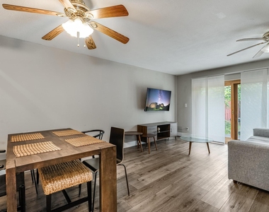 2530 Ne 9th Street - Photo Thumbnail 8