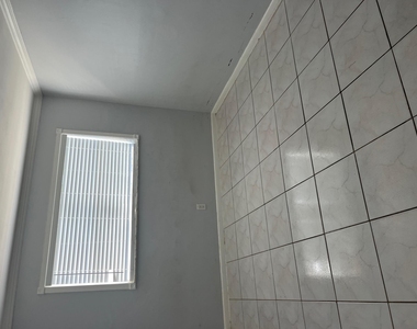 4051 Ne 13th Avenue - Photo Thumbnail 6