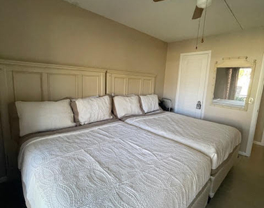 51 Tilford C - Photo Thumbnail 21