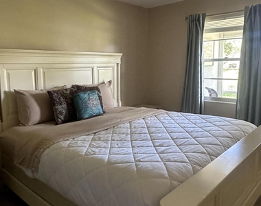 51 Tilford C - Photo Thumbnail 15